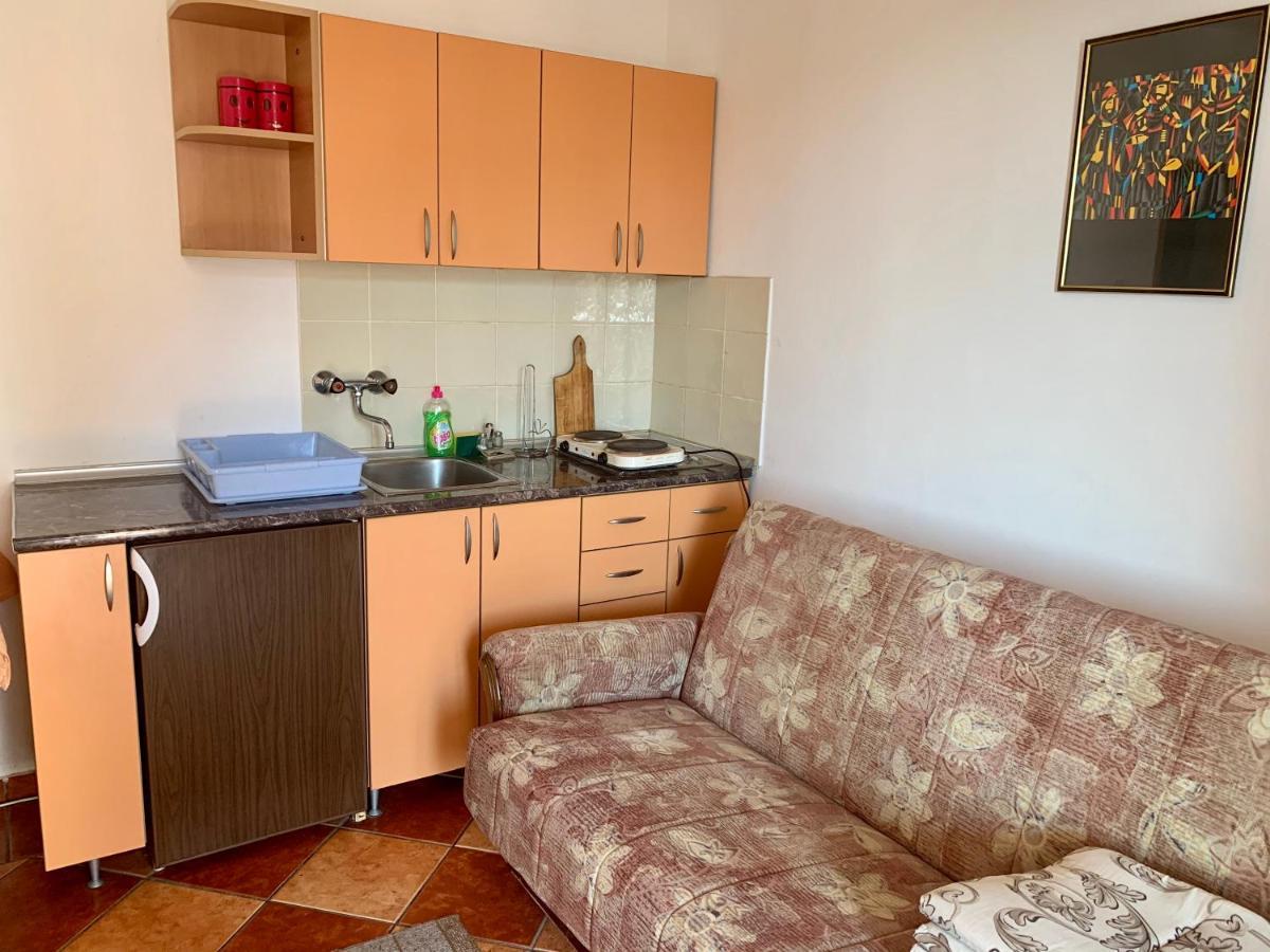 Apartments Mari Pržno Εξωτερικό φωτογραφία