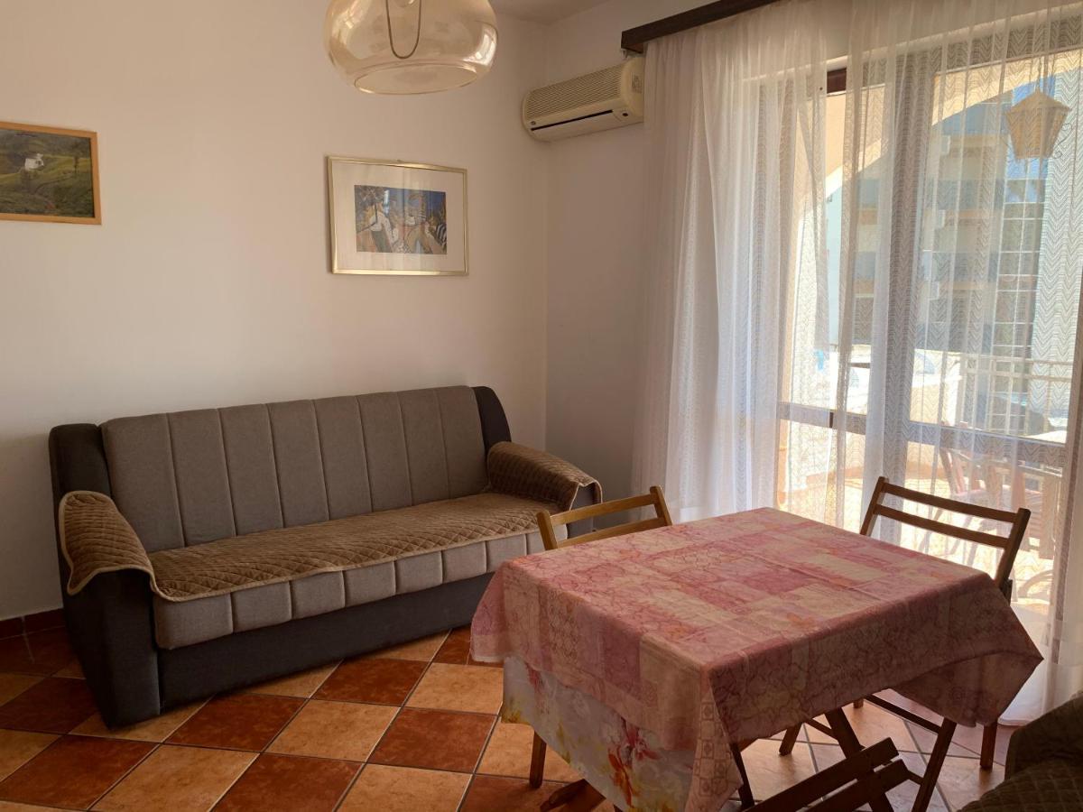 Apartments Mari Pržno Εξωτερικό φωτογραφία