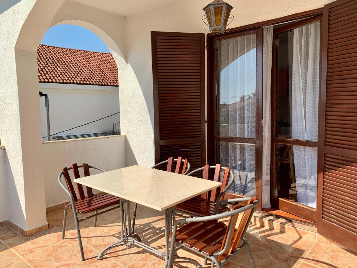 Apartments Mari Pržno Εξωτερικό φωτογραφία